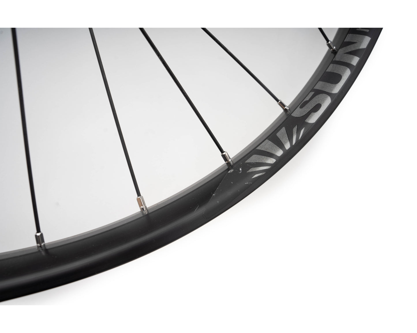 SUN RINGLE DUROC 40 EXPERT FRONT WHEEL - 27.5 15 X 110MM BOOST 6-BOLT BLACK (NEW OTHER)