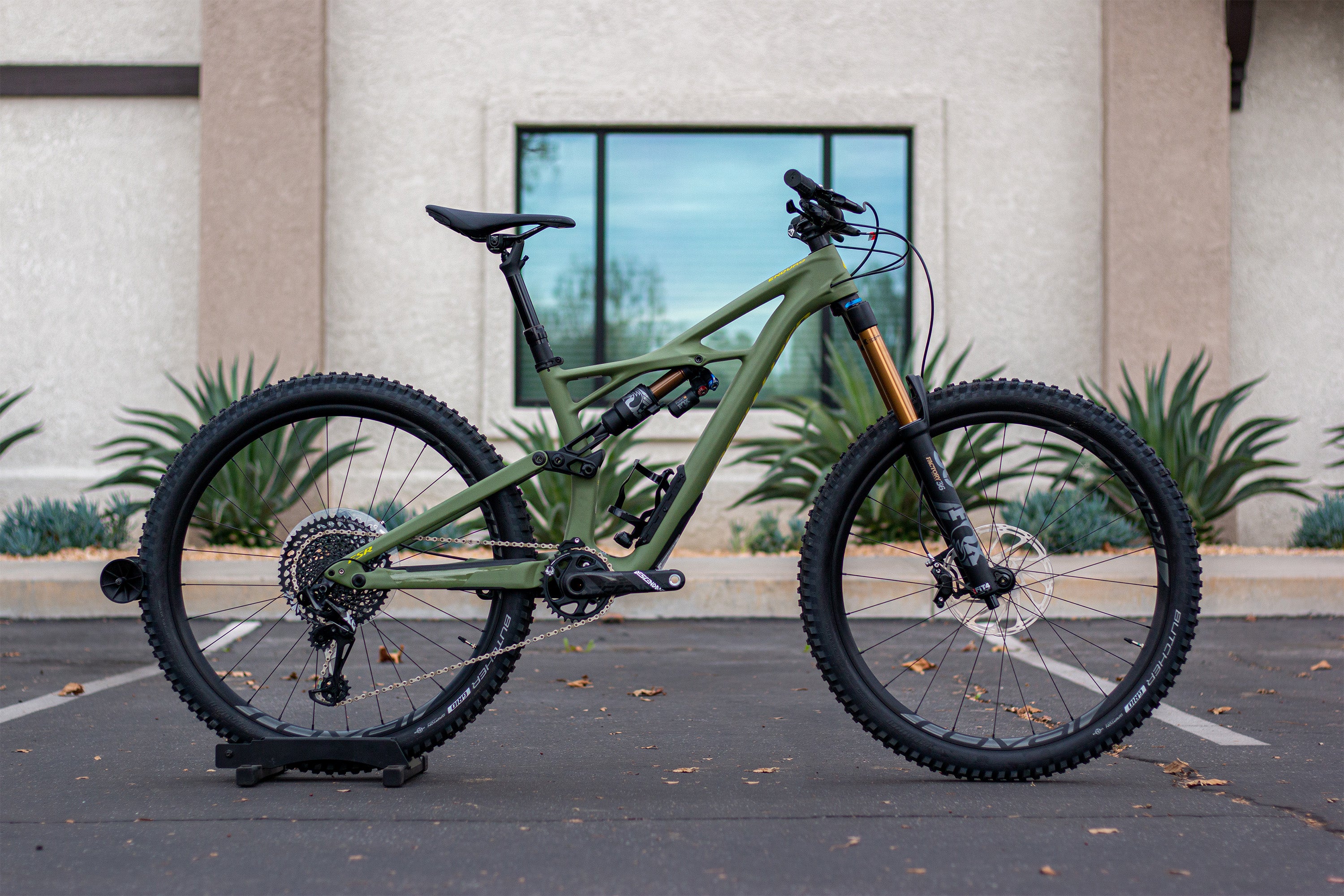mountainbike specialized enduro Specialized Enduro Carbon FSR 27.5 Olive Green SM – Incycle Bicycles