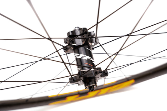 Zipp 202 Tl Front Wheel Db6B Cvt 700C Yel - Yellow