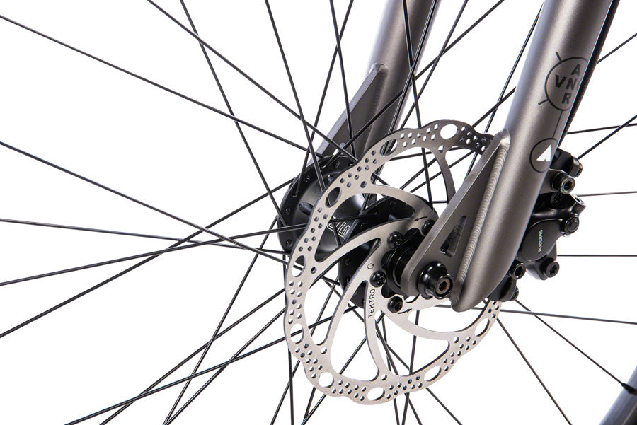 We The People Avenger 27.5" City Bike