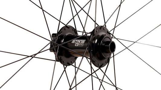 Stans No Tubes Flow Ex3 Front Wheel 1