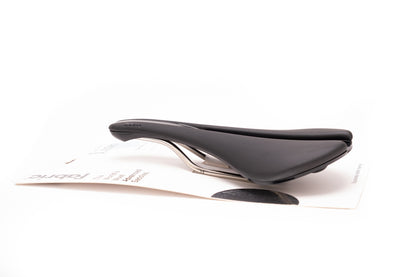 Fabric Line Shallow Saddle Blk 134mm width