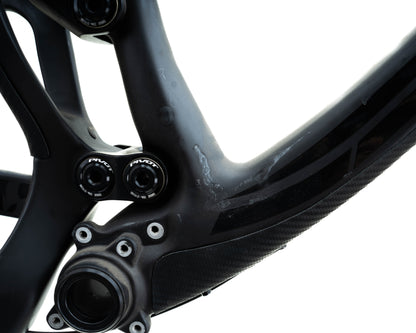 [Blem] Pivot Mach6 Carbon Frame - Size Large