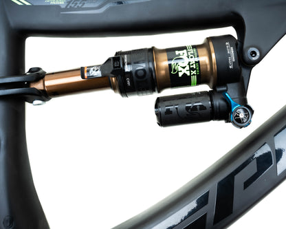 [Blem] Pivot Mach6 Carbon Frame - Size Large