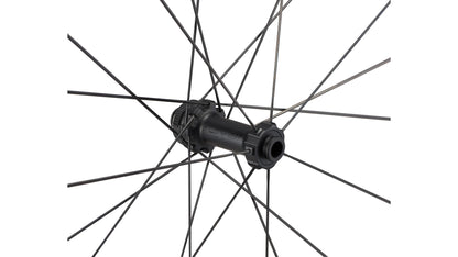 Specialized Alpinist CLX II Rear - Satin Carbon/Gloss Blk 700C