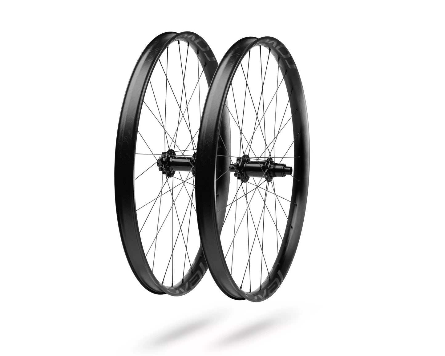 Specialized Traverse 38 27.5 148 Wheelset
