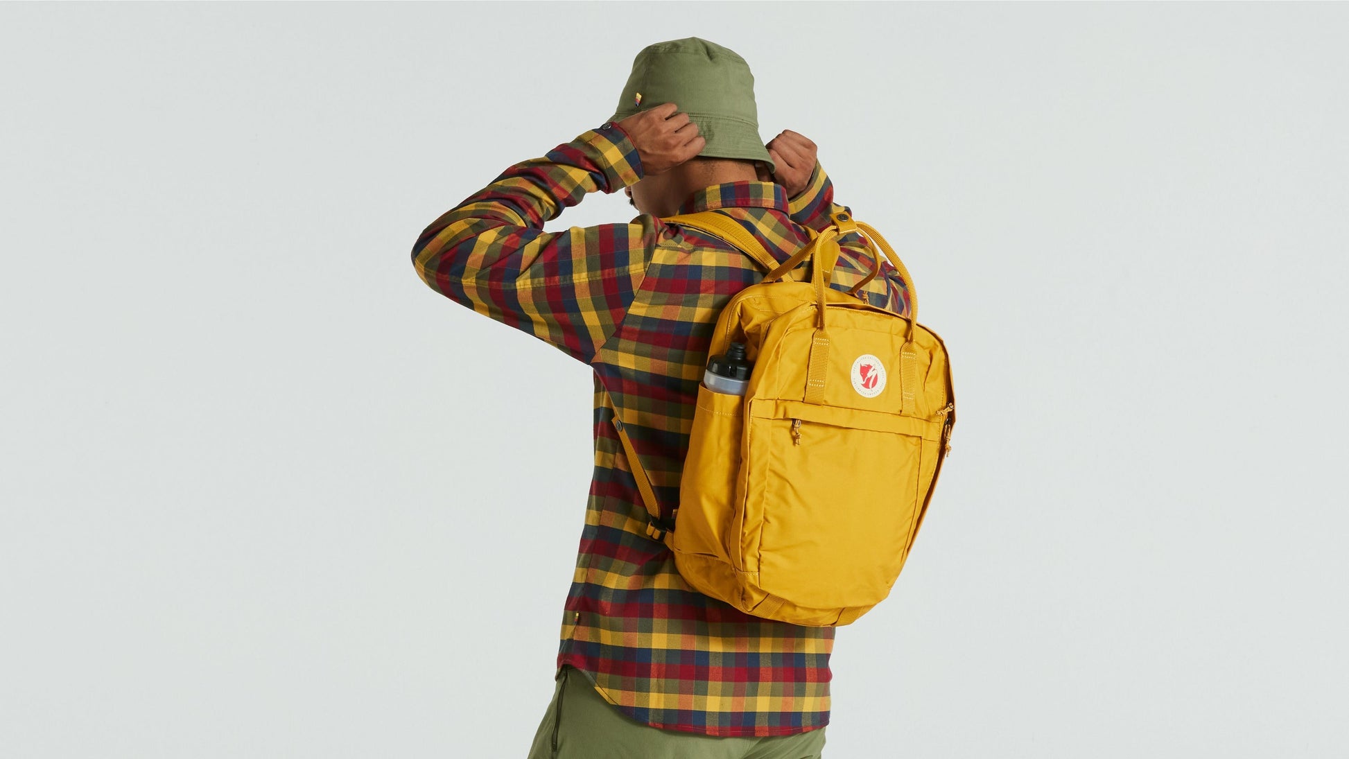 fjallraven mini kanken warm yellow random blocked backpack Specialized Specialized/Fjällräven Cave Pack – Incycle Bicycles