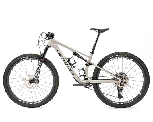 [Pre-Owned] 2026 Specialized Epic 8 Expert Di2 - Size M