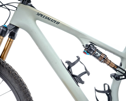 [Pre-Owned] 2025 Specialized Epic 8 Pro Evo - Size L