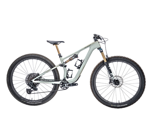 [Pre-Owned] 2025 Specialized Epic 8 Pro EVO - Size S