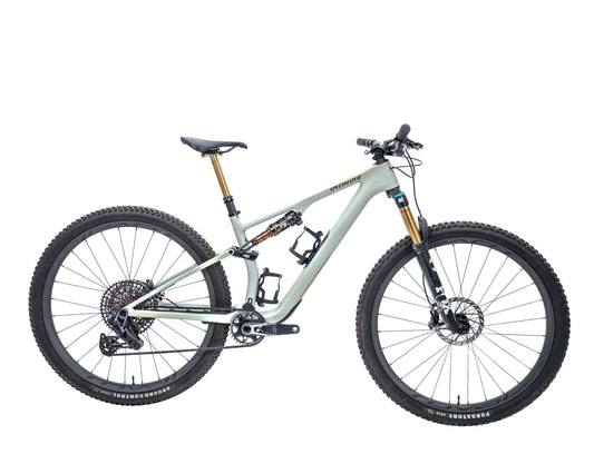 [Pre-Owned] 2025 Specialized Epic 8 Pro EVO - Size M