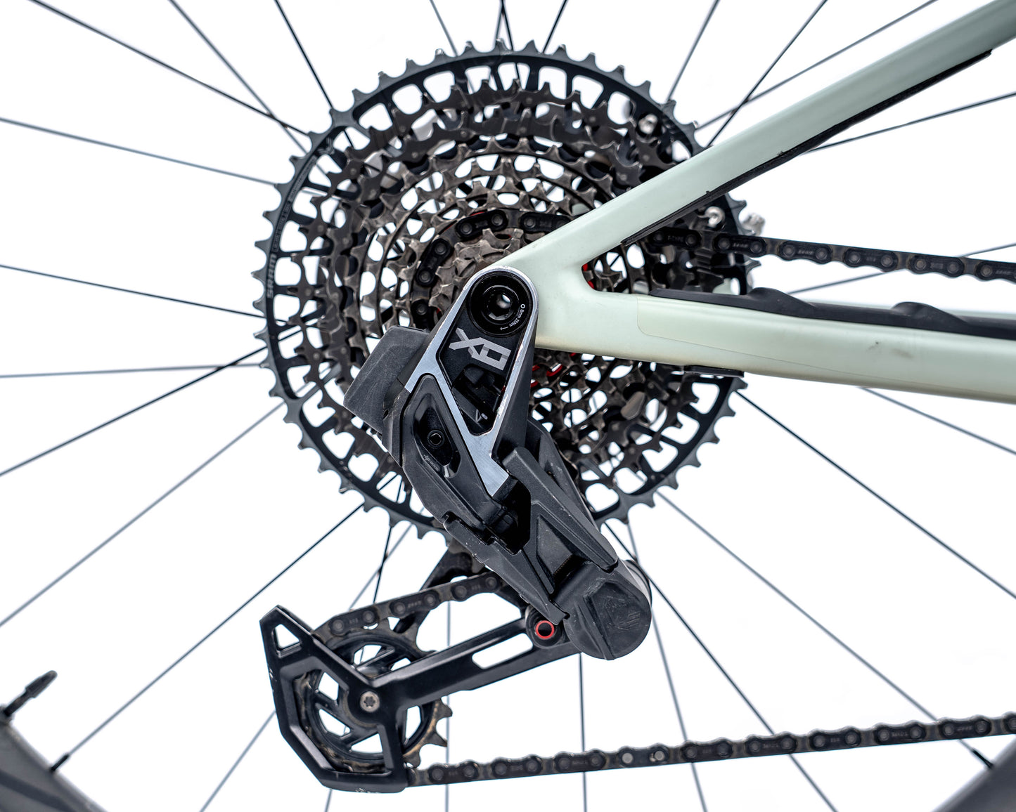 [Pre-Owned] 2025 Specialized Epic 8 Pro Evo - Size M