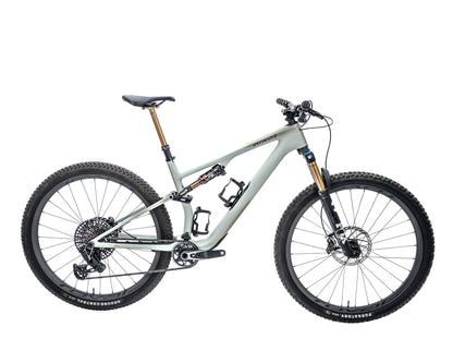 [Pre-Owned] 2025 Specialized Epic 8 Pro EVO - Size L