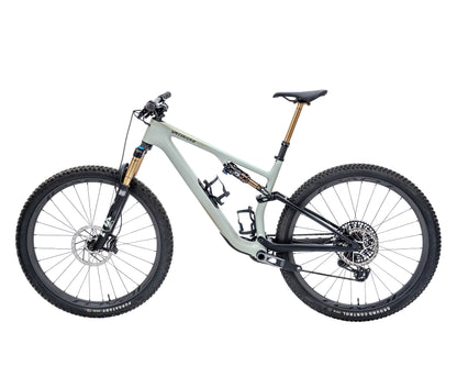 [Pre-Owned] 2025 Specialized Epic 8 Pro Evo - Size L