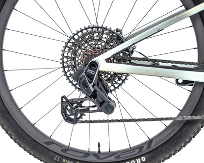 [Pre-Owned] 2025 Specialized Epic 8 Pro EVO - Size L