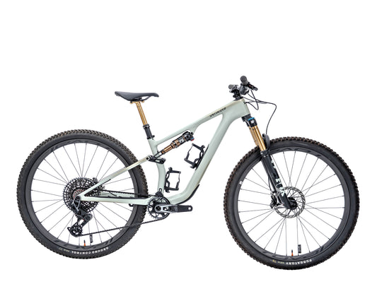 [Pre-Owned] 2025 Specialized Epic 8 Pro Evo - Size S