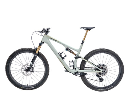 [Pre-Owned] 2025 Specialized Epic 8 Pro Evo - Size XL