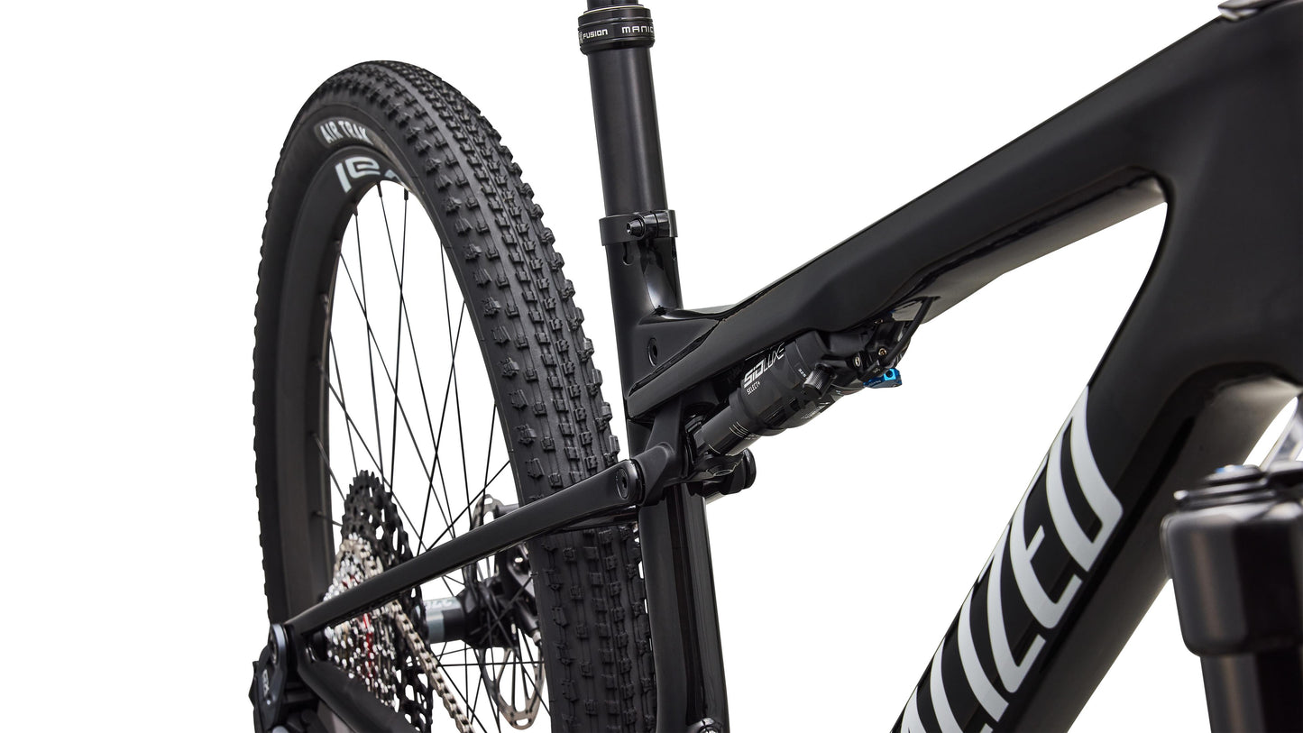 2027 Specialized Epic 9 Expert - Gloss Carbon / White