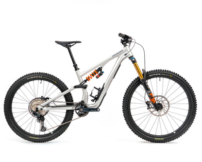[Pre-Owned] 2025 Specialized Stumpjumper 15 Alloy  - FOX Coil - Size S3
