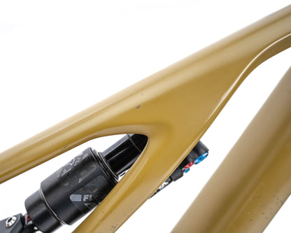 [Pre-Owned] Specialized 2023 Levo Expert Carbon - Size S4