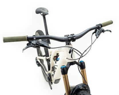 [D&R Pre-Owned] 2022 Specialized Stumpjumper EVO Pro Snd/Blk S4