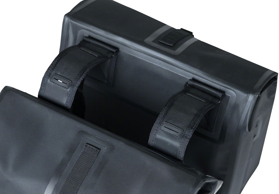 Basil Urban Dry Double Panner 50L Blk