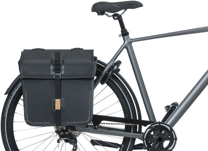 Basil Urban Dry Double Panner 50L Blk