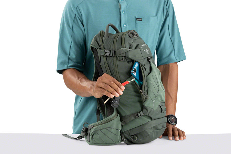 Osprey Raptor 14 Hydration Pack