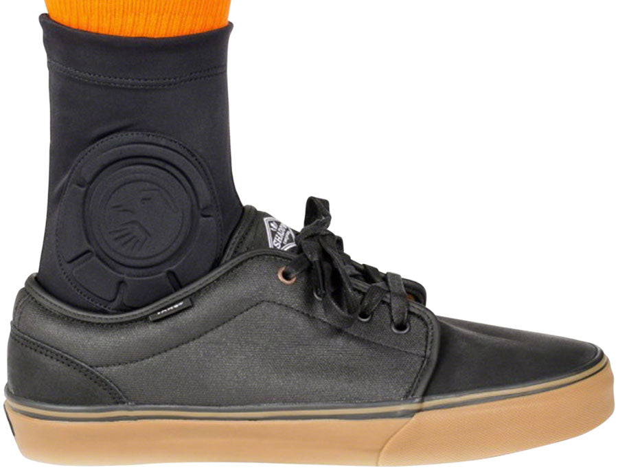 The Shadow Conspiracy Invisa-Lite Shin Pad - Thumbnail 4