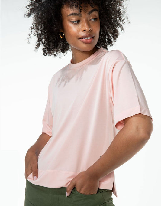 MACHINES FOR FREEDOM Machines For Freedom Tech Short Sleeve Tee Womens
