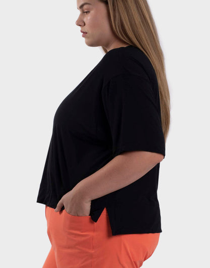 Machines For Freedom Tech Short Sleeve Tee Womens