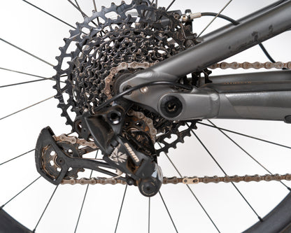 [D&R Pre-Owned] 2022 Specialized Status 160 - Smk/Arctblu S4