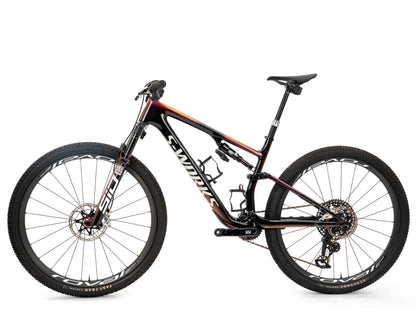 [Pre-Owned] 2025 Specialized Epic 8 S-Works - Size L