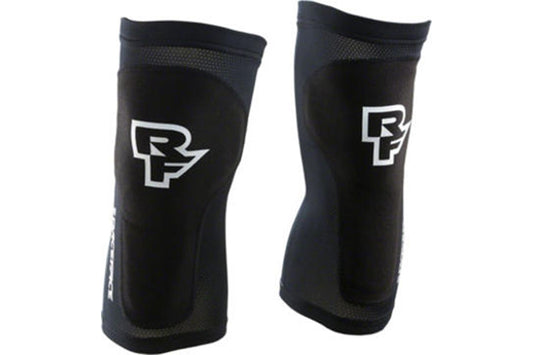 RaceFace Charge Leg Guard Blk SM