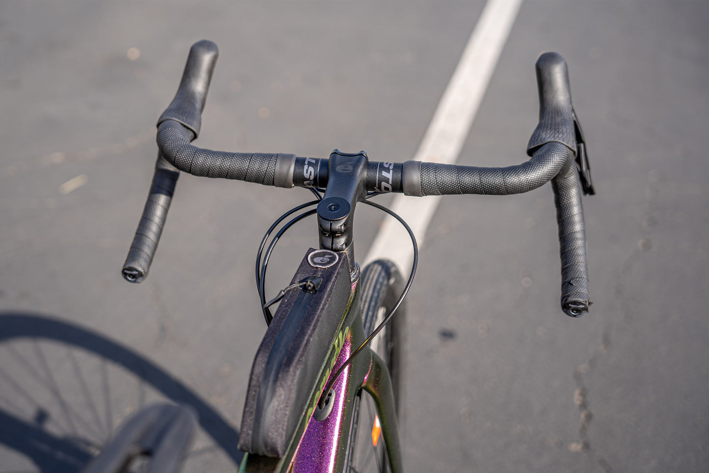 2022 Cervelo Aspero GRX RX810 Purple Sunset 54