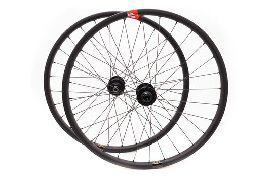 Santa Cruz Reserve 27,  Chris King HG ISO Boost 27.5" Wheelset Matte Blk