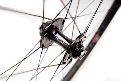 Santa Cruz Reserve 22,  Chris King XDR R45D 700C Wheelset BLK