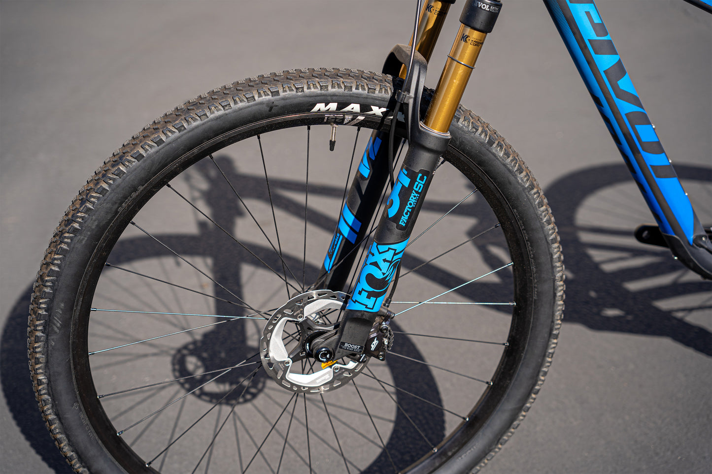 2020 Pivot Mach 4 SL Pro XT Blue MD