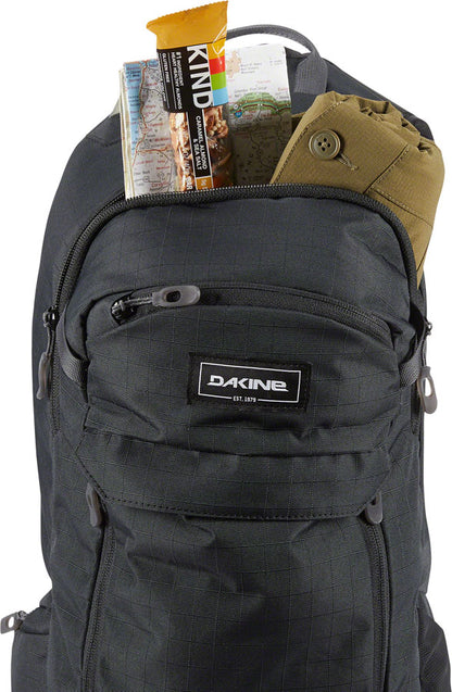 Dakine Syncline Hydration Pack