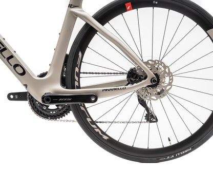2023 Pinarello F5 Disc 105 Di2 Fulcrum Alu