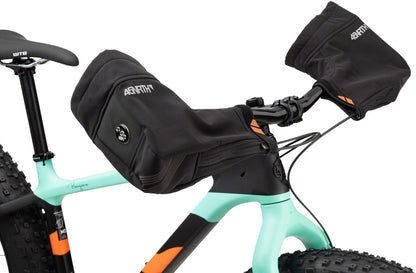 45NRTH Draugenklaw Pogies and Flask Bundle