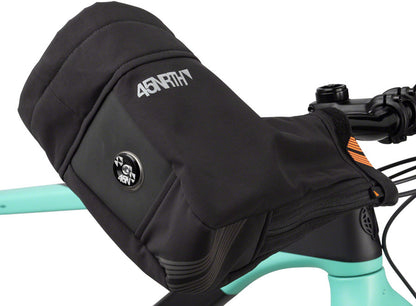 45NRTH Draugenklaw Pogies