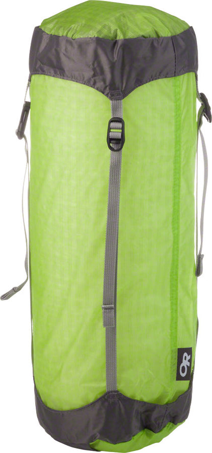 ONE 6-Piece sunglass Prepack with POP display. Includes 6 of the best selling models