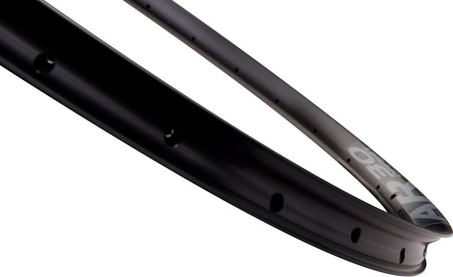 RaceFace AR Offset Rim