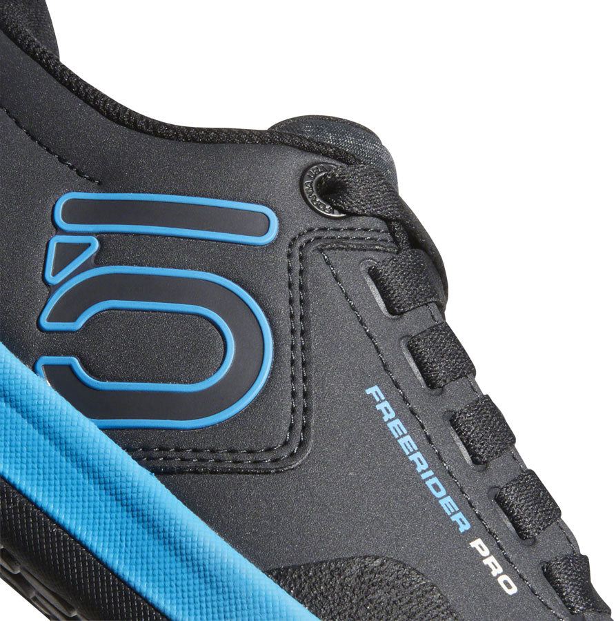 Five Ten Freerider Pro Flat Shoe - Women's, Carbon/Shock Cyan