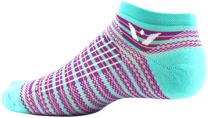 Swiftwick Aspire Stripe Zero Socks
