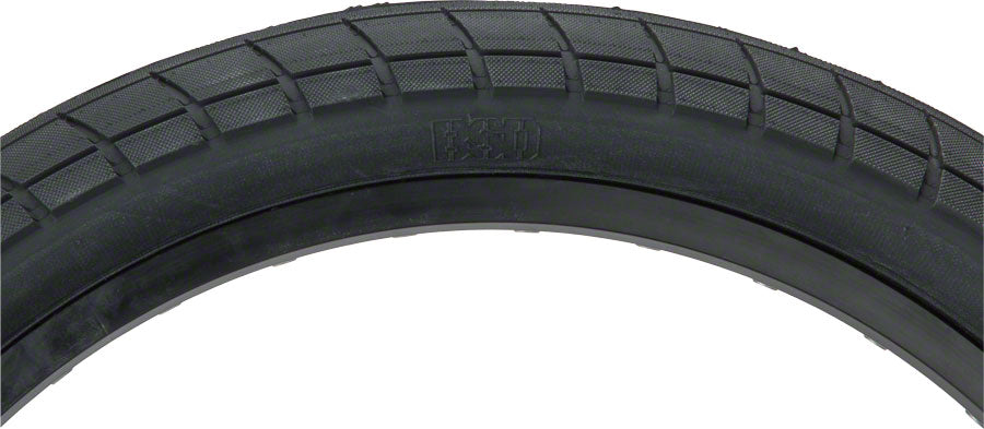 BSD Donnasqueak Tire