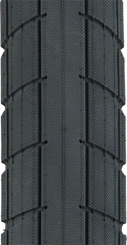 BSD Donnasqueak Tire