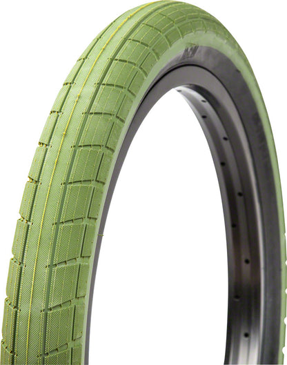 BSD Donnasqueak Tire