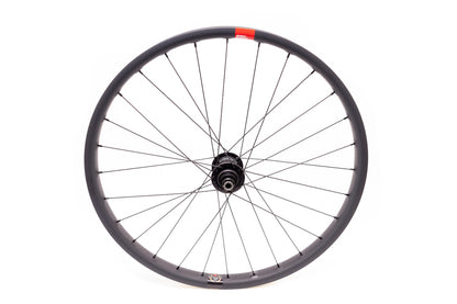 Santa Cruz Reserve 37,  Chris King MS ISO Boost  27.5" Wheelset Matte Blk